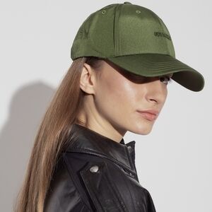 💚🔹️Adidas🔹️ x Ivy Park Green Baseball Cap New OS Hat